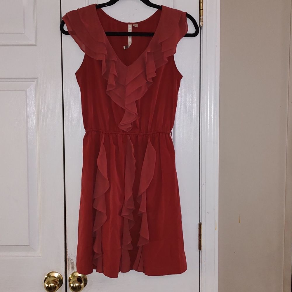 Lauren Conrad  rust color ruffle sleeveless v neck dress  Sz 4